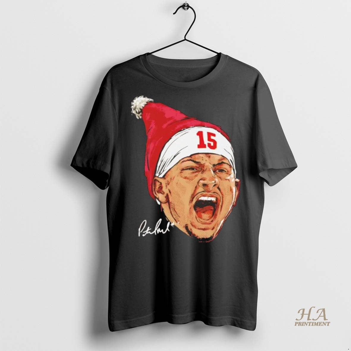 Official Patrick Mahomes Santa Big Face Kansas City Chiefs Christmas Chriast Shirt