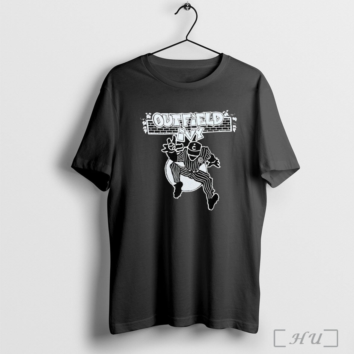 Officials Outfield Ivy Chicago Cubs T Shirt