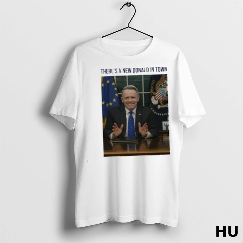 Officials Luke Donald Theres A New Donald In Town Women T Shirt