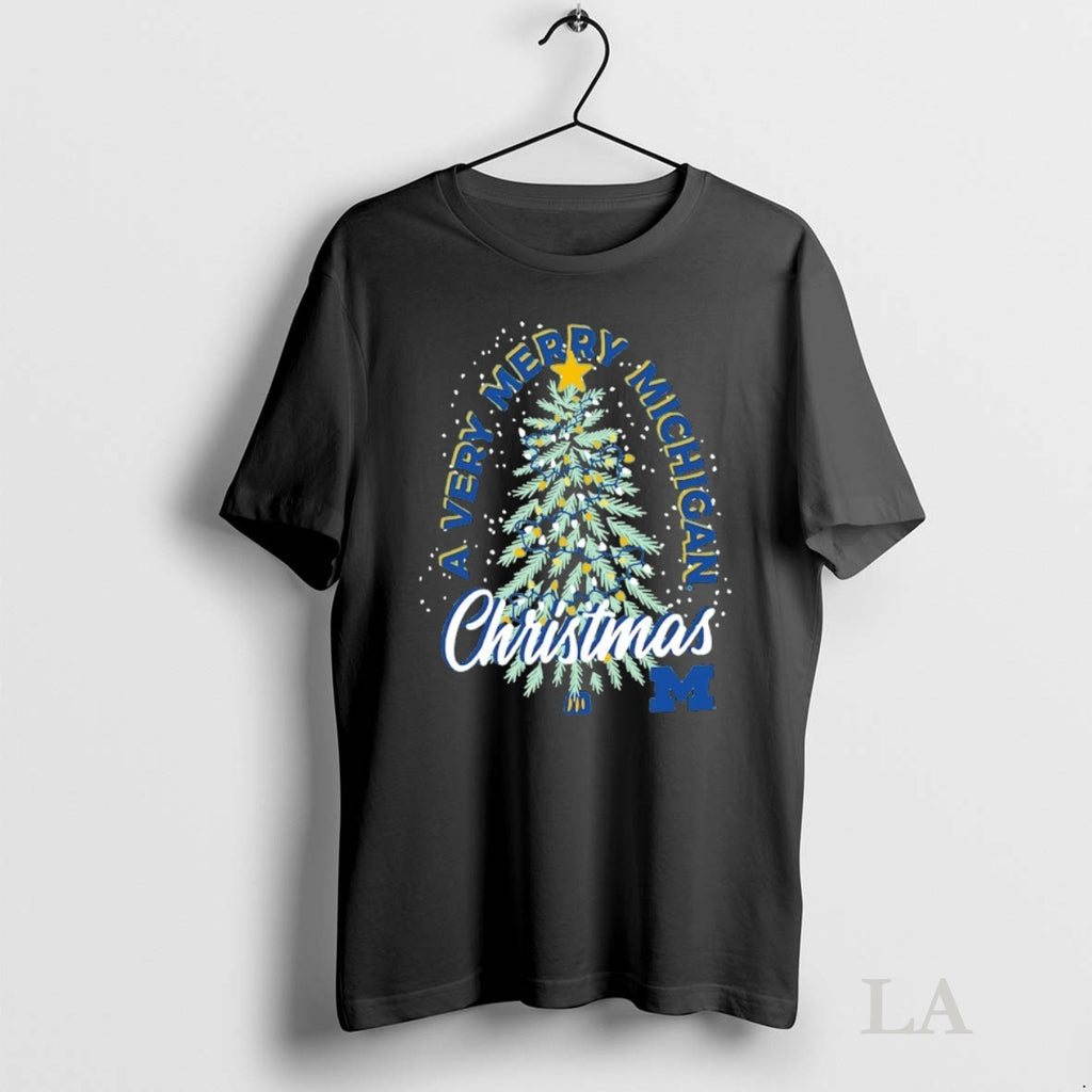 Original Michigan Wolverines A Very Merry Arizona Christmas Tree