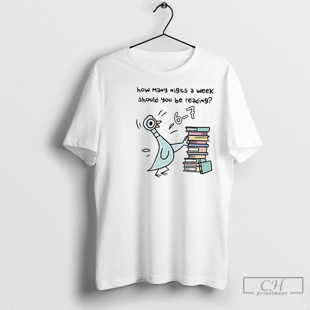 Premium Pigeon 67 Reading Book Lover Librarian Circle White