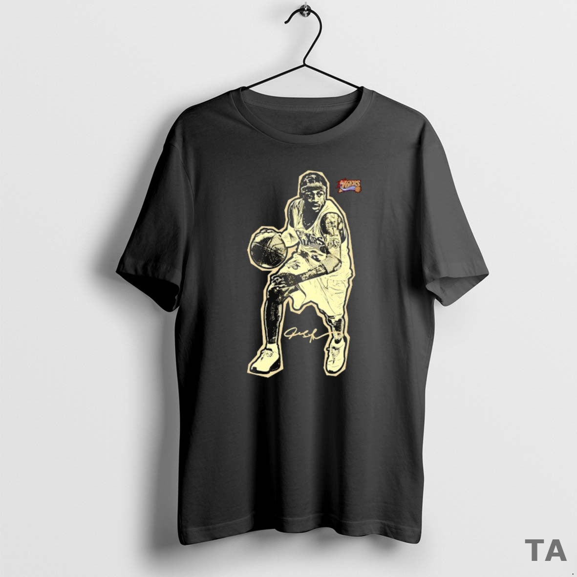 Top Allen Iverson Philadelphia 76ers Blockbuster Player Signature Graphic T Shirt Sweater