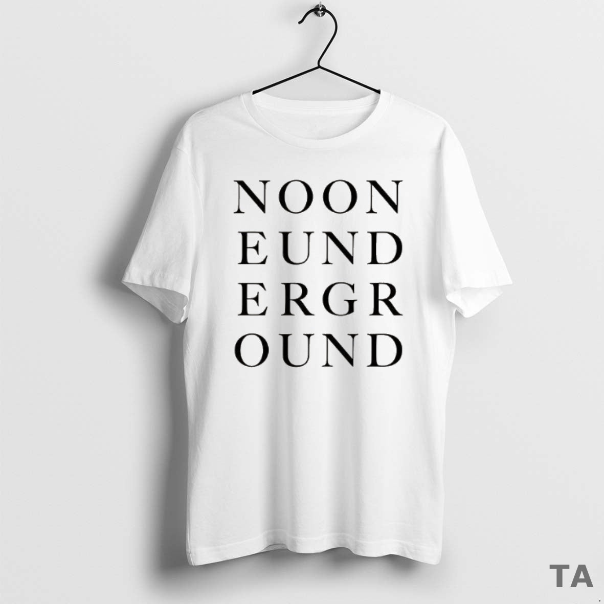 Top Nooneunderground T Shirt Sweater