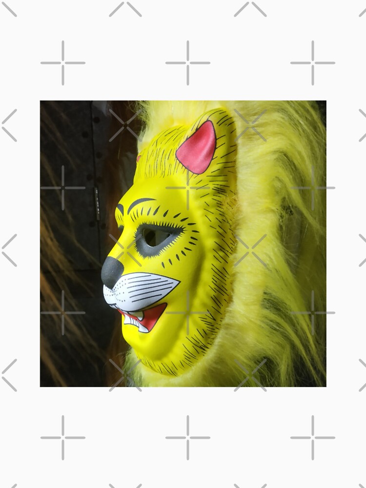 Lion mask by Narayans