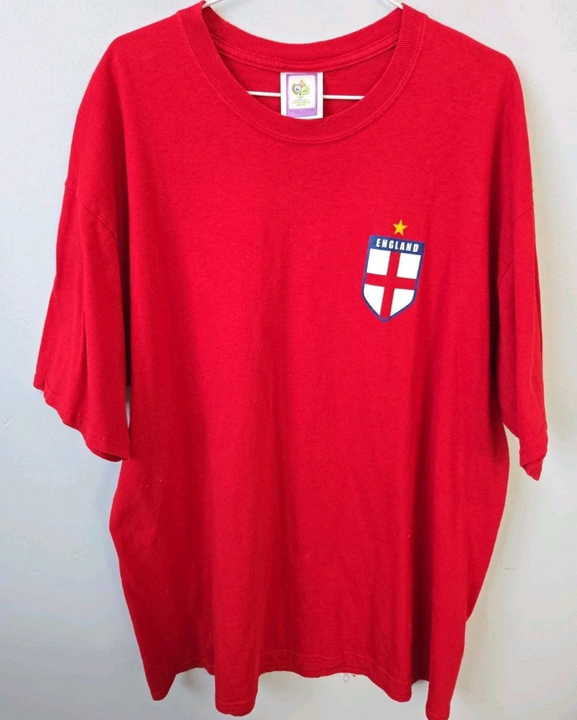 England Soccer T Shirt Mens Red Graphic Tee Football Fan Shirt Size XL Unisex , , , Long Sleeve Tee