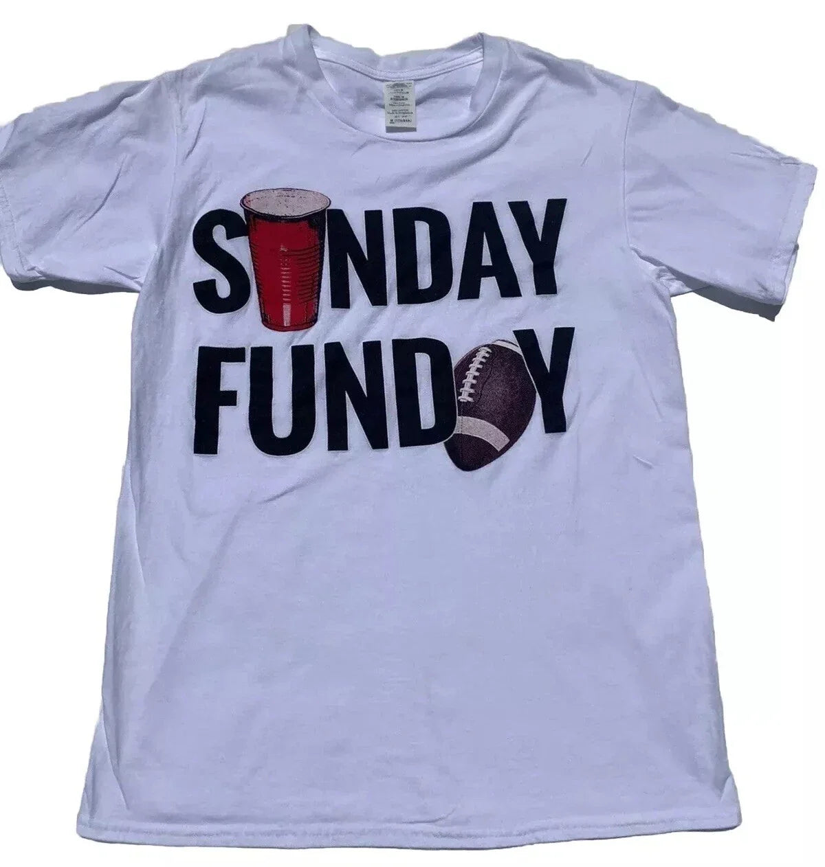 Sunday Funday Men's Size M Fathers Day Football Beer Pong Graphic White Unisex , , , Long Sleeve Tee