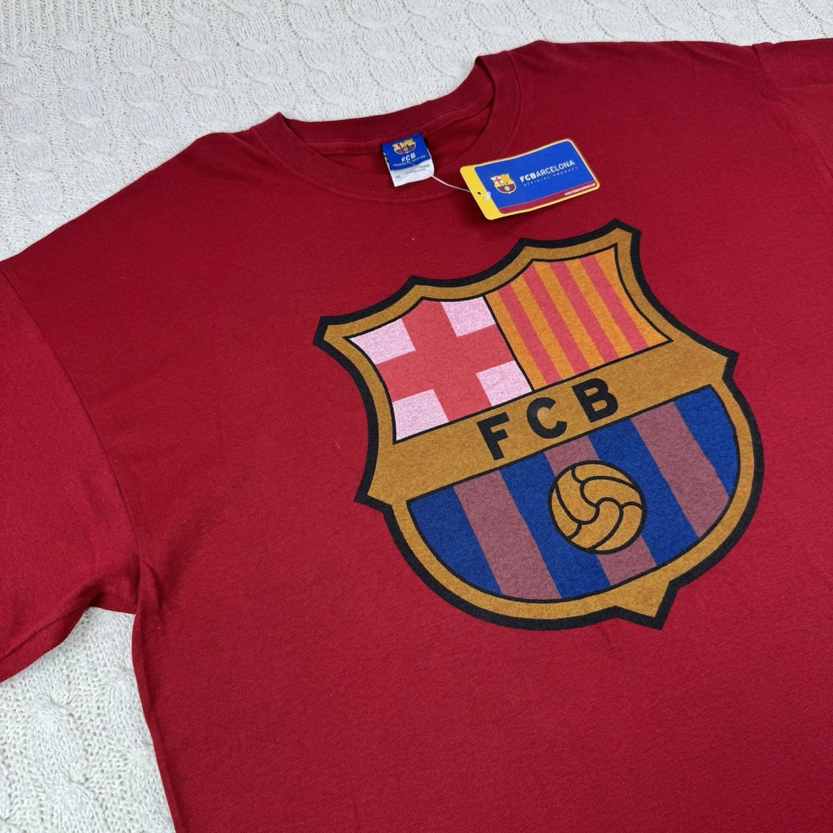 FCB Barcelona Official Product Men’s XL Red Crew Neck Football Soccer Unisex , , , Long Sleeve Tee
