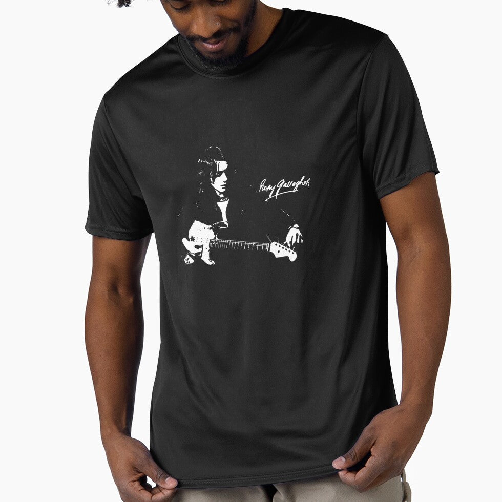 rory gallagher Essential T-Shirt by AlejBrendel